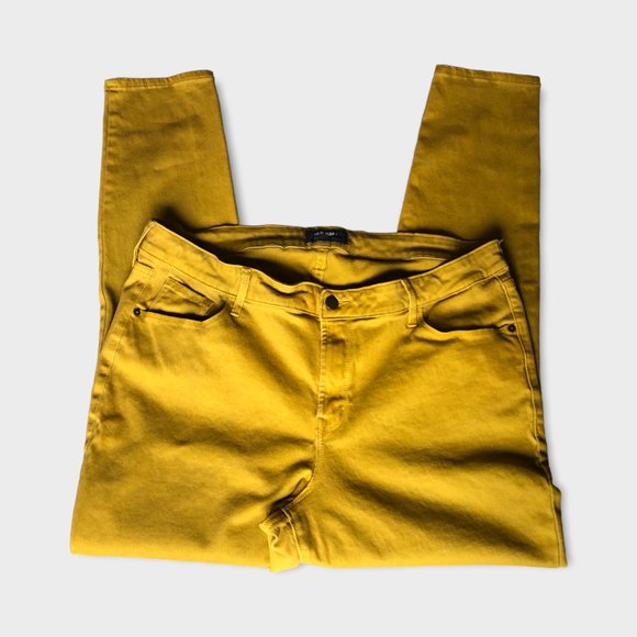 Old Navy Women's Skinny Jeans - Mustard Yellow - Picture 4 of 7